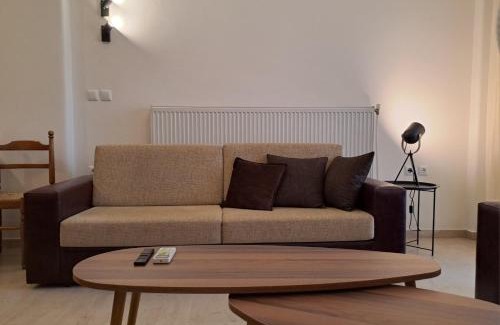 Xanthi Apartment | CENTER o'CLOCK