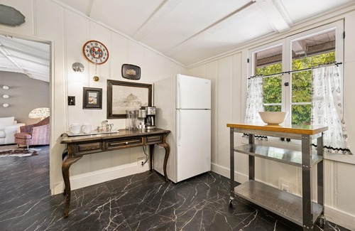 Tahquitz River Estates House | Center of it all!- Adobe Cottage