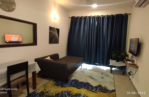 Larkin Condo | Center of Johor Bahru, next to Singaporen1.5km to Larkin Sentral Bus Terminal