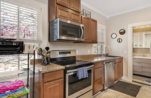 Provincetown Apartment | Center of Provincetown convenient and spacious