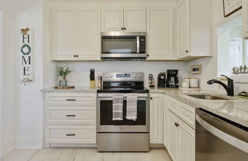Apex House | Center Street Retreat - One Block from Downtown Apex