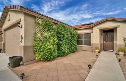 Hartman Vistas House | Centipede Ave Home · Beautiful Getaway Vacation Home In Tucson!