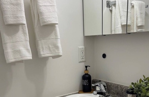 Prince George House | Central 2 Bedroom 1 Bath Suite!