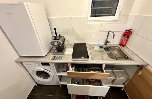 Oberturkheim Apartment | Central 30 sqm apt Obertürkheim