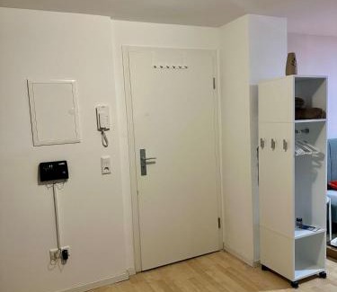 Oberturkheim Apartment | Central 30 sqm apt Obertürkheim