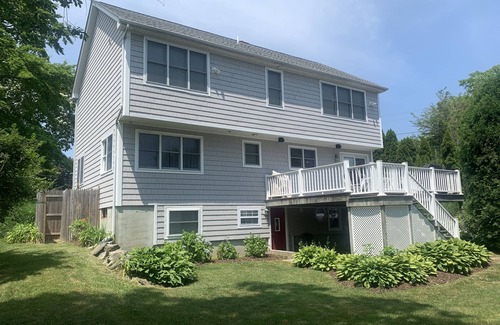 Bonnet Shores House | Central Air & Piped-in Music Luxury Beach House ! Bonnet Shores, Narragansett