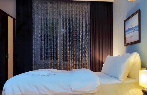Muratpasa Apartment | Central and Serene Flat with Balcony in Antalya