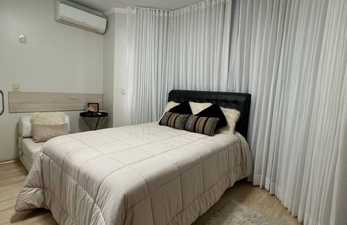 Floresta Apartment | Central apartment with fireplace