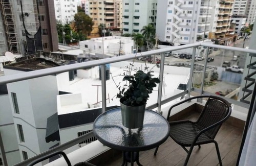 Bella Vista Apartment | Central Apt W/Balcony -5 minute to Blue Mall/supermarket