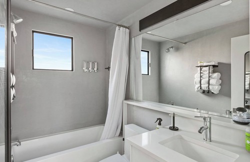 Brentwood Apartment | Central Austin Nest - Private Studio