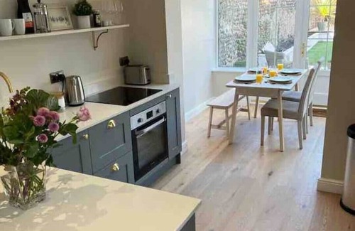 Lytham St. Anne's Cottage | Central Beach Cottage, in the Heart of Lytham