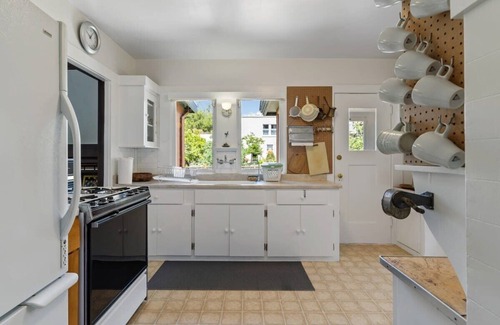 Berkeley House | Central Berkeley Home