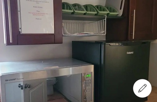 Bethlehem Apartment | Central Bethlehem warm welcoming 2nd FL twin home