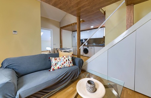Ensanche Centro Apartment | Central bright and cozy penthouse for 4 people