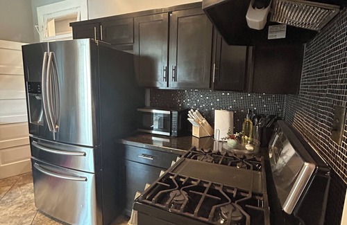 El Paso House | Central Charm home in El Paso, Tx. This charming home features 3 bedrooms
