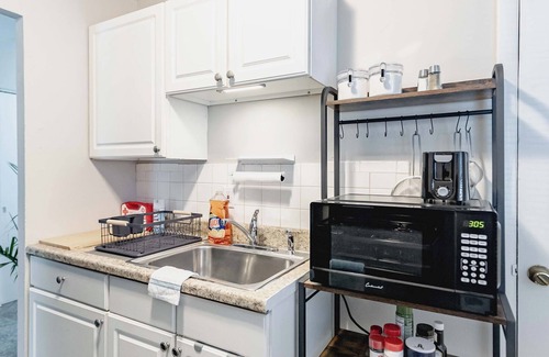 Airport Township House | Central, Convenient and Cozy 2BR, 1B Home in a Quiet St. Louis Neighborhood.