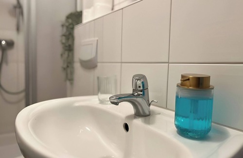 Frohnhausen Apartment | Central, cozy, close to the trade fair! BE1L