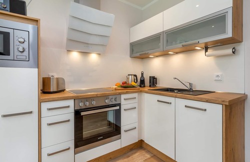 Zingst Apartment | Central newly built vacation apartment with gas fireplace near the beach for 4 pers.