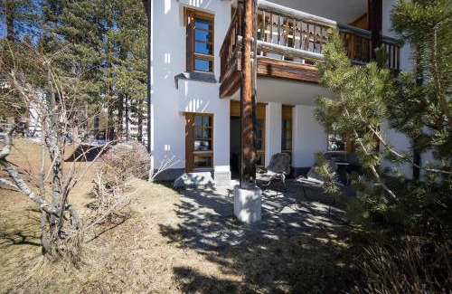 Lenzerheide Apartment | Central flat for 3 persons at Hotel Schweizerhof-Lenzerheide