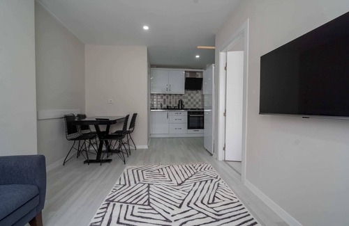 Antalya City Centre Apartment | Central Flat near Beach in Muratpasa