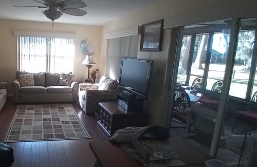 Candler House | Central Florida, Winter Get Away, near the Villages, on beautiful Lake Weir.