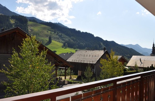 La Chapelle-d'Abondance Apartment | Central 3-Room Apartment with 3€/day Multi Pass in La Chapelle-d'Abondance