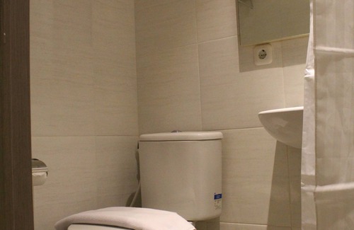 Tangerang Hotel | Central Front One Inn Jakarta Airport