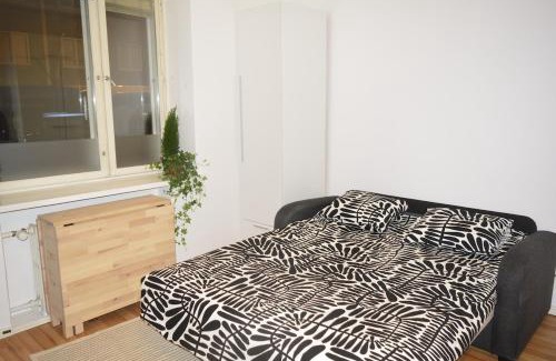 Toolo Apartment | Central Helsinki Studio Near Olympic Stadium