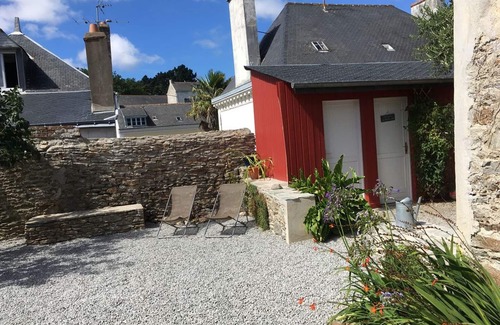 Le Palais House | Central House with Garden and Courtyard in Le Palais