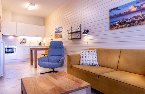 Domburg Apartment | Central in Domburg: nice and cozy holiday home with free parking space