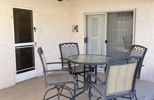 Lake Havasu City House | Central Lake Havasu home - pool and water slide!