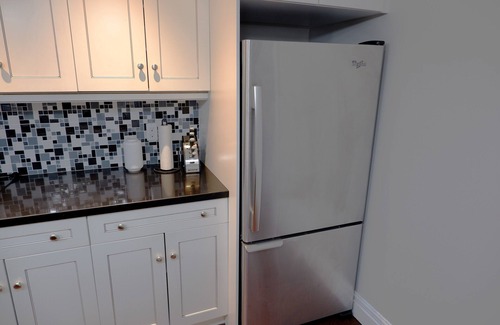 North London House | Central London - Clean, Modern & Comfortable. Downtown w/Free Parking & Wi-Fi