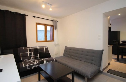 Mont-Dore Apartment | Central Mont-Dore: Beautiful 2BR Apartment with WiFi, Near Thermal Baths