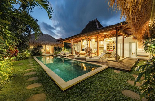 Petitenget Villa | Central Oberoi, Seminyak - Newly Refurbished Villa A