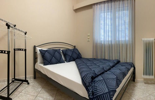 Nea Makri Apartment | Central place — walking distance from the beach!
