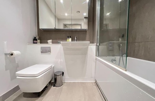 West Ealing Apartment | Central Quiet&Secure Flat 25
