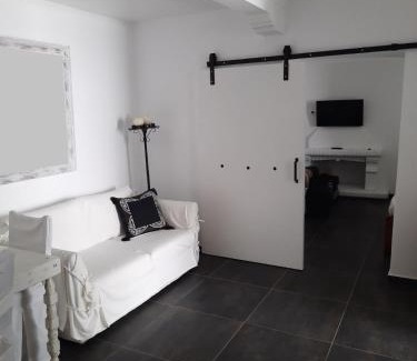 Skiros House | Central Skyros Hideaway