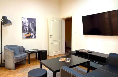 Sofia City Center Apartment | Central spacious 3BD 2BA apartment