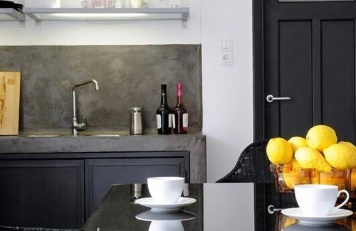 Pangrati Apartment | Central, Spacious, Pine Forest View