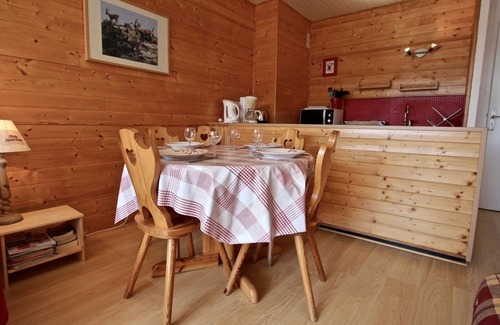 Chamrousse Apartment | Central Studio for 4 with South-Facing Balcony, Near Slopes
