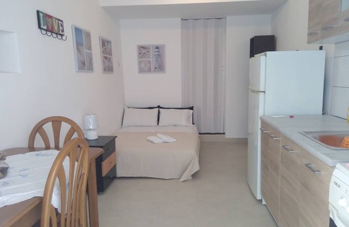 Poros Apartment | Central Studio On Poros