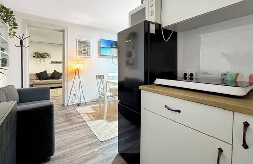 Diemershalde Apartment | Central Stuttgart Apt - Sleeps 8