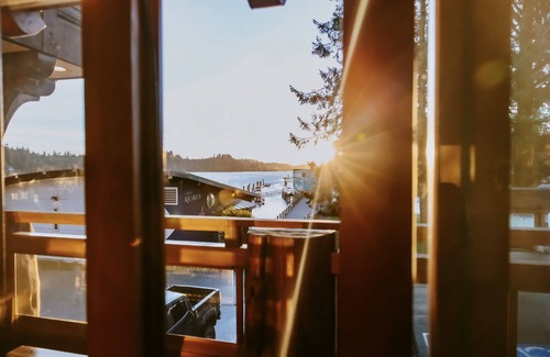 Ucluelet Condo | Central ukee ocean view condo