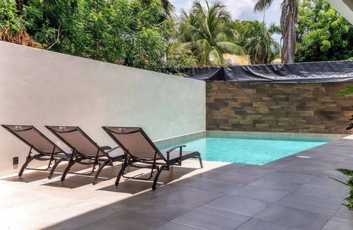 P Chahue Condo | Centrally located ground level with pool - walk to everything in Huatulco!