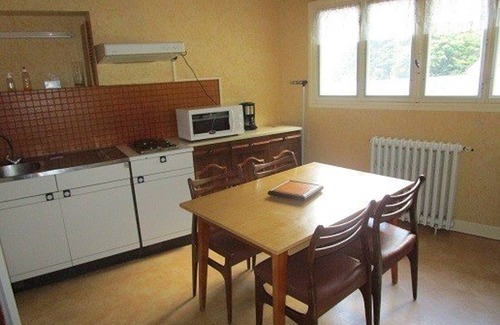 Cauterets Apartment | Centrally Located 2BR Apt with Free WiFi, Near Ski Lifts and Thermal Baths