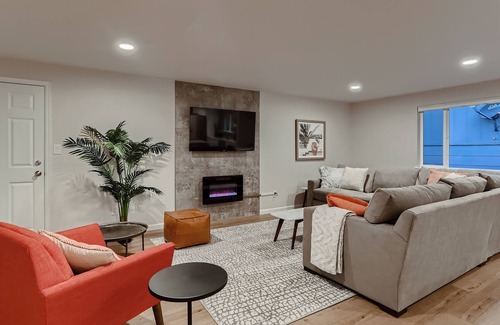 Longmont House | Centrally located 3 BR - Great for extended stays!