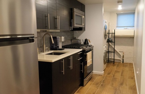 Bloomingdale Apartment | Centrally located DC Apt, near Shaw metro, Bloomingdale