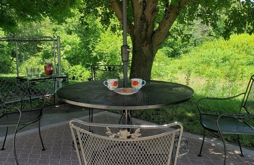 Boyds Creek Apartment | Centrally Located Easy Drive to UT Knoxville, Pigeon Forge, Seymour, Gatlinburg!