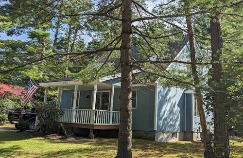 Chocorua Ski and Beach House | Centrally located getaway in the heart of New Hampshire for all seasons!
