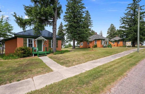 Germfask Cabin | Centrally located - Historic Bear Creek Resort Blaney Park - Huron